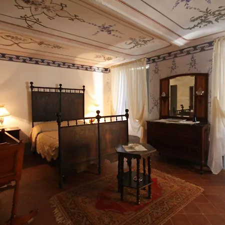 Relais San Desiderio Отель типа 